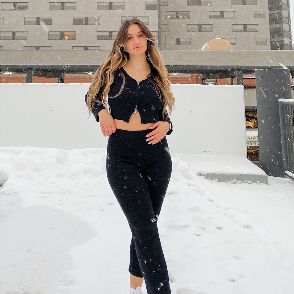 Rib Knit Zip Up Cropped Sweater Set